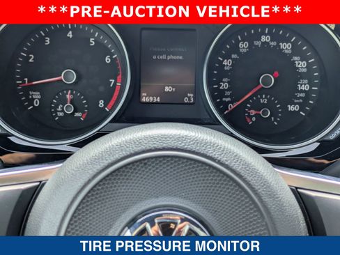 Used 2017 Volkswagen Jetta GLI FWD image 28
