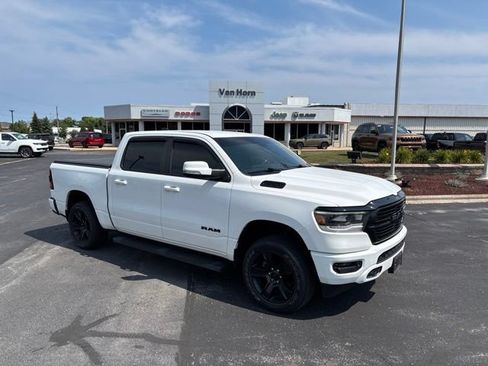 Used 2020 RAM 1500 Big Horn AWD/4WD image 1