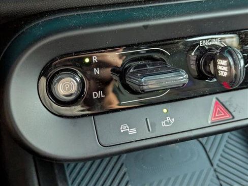 Used 2025 MINI Cooper Countryman S w/ Comfort Package Max image 12