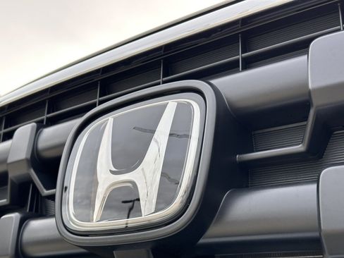 New 2025 Honda Ridgeline RTL image 13