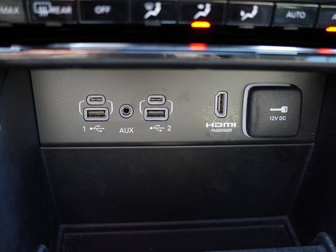 Used 2023 Jeep Grand Cherokee L Summit AWD/4WD image 35