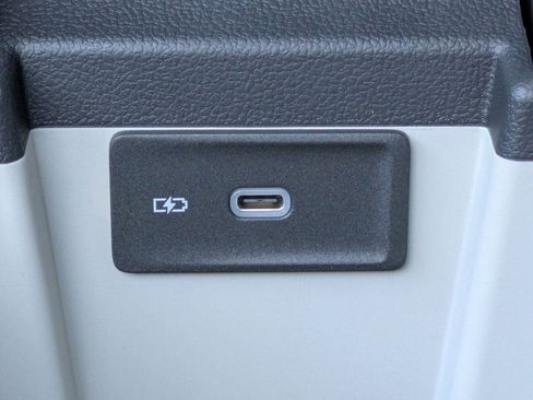 New 2026 Volkswagen Jetta SEL FWD image 32