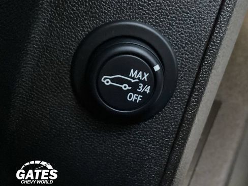 Used 2024 Chevrolet Equinox LT FWD image 23