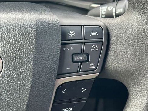 Used 2025 Toyota Camry LE FWD image 36