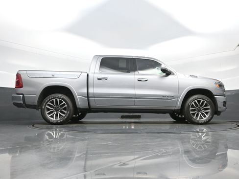 Used 2025 RAM 1500 Limited AWD/4WD image 31