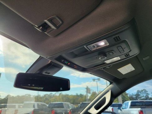 Used 2021 Chevrolet Tahoe LT image 25