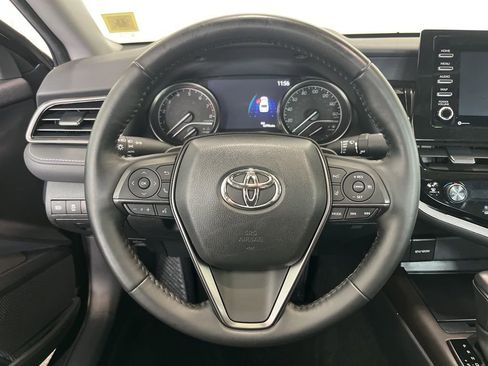 Used 2023 Toyota Camry SE w/ Cold Weather Package image 6