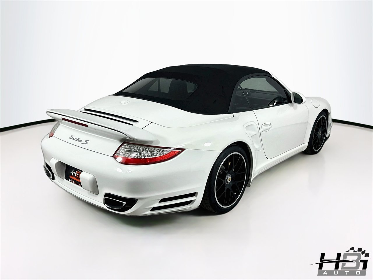 Used 2011 Porsche 911 Turbo S AWD/4WD image 5