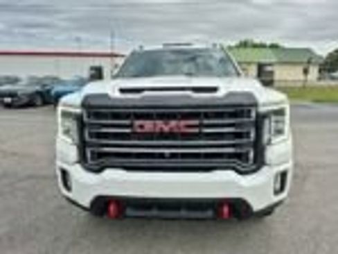 Used 2023 GMC Sierra 2500 AT4 w/ AT4 Premium Plus Package AWD/4WD image 2