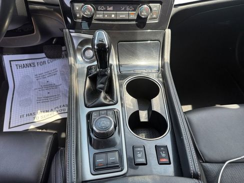 Used 2018 Nissan Maxima 3.5 SL FWD image 12