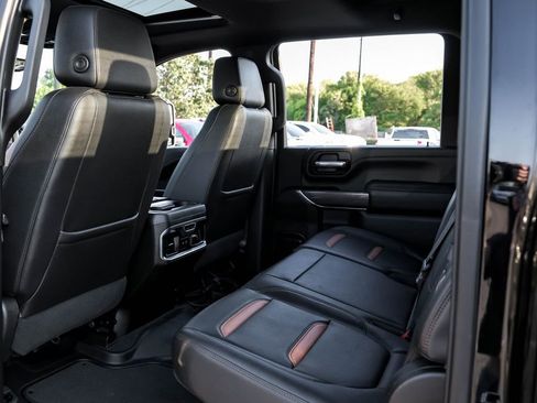 Used 2021 GMC Sierra 2500 AT4 w/ AT4 Premium Plus Package image 39