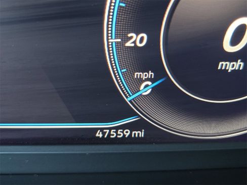 Used 2023 Volkswagen Arteon SEL image 27