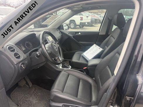 Used 2014 Volkswagen Tiguan R-Line image 11