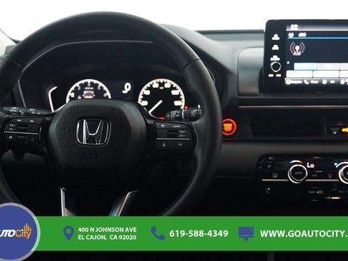 Used 2023 Honda Pilot Touring image 5