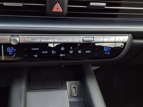 Certified 2025 Hyundai Ioniq 6 SEL image 17