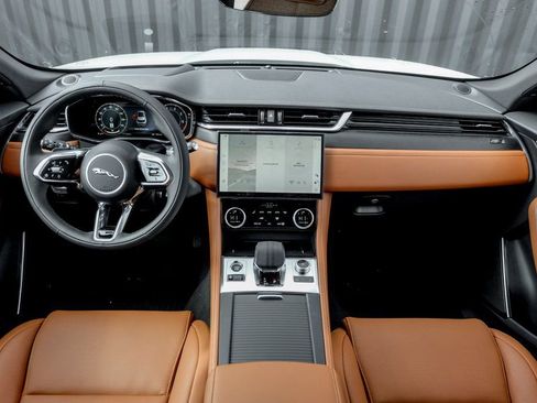 New 2026 Jaguar F-PACE R-Dynamic S image 19