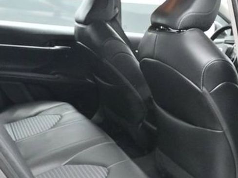 Used 2024 Toyota Camry SE FWD image 11