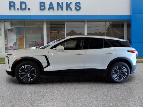 Used 2024 Chevrolet Blazer EV LT AWD/4WD image 2