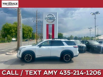 New 2026 Nissan Pathfinder Rock Creek w/ Rock Creek Premium Package