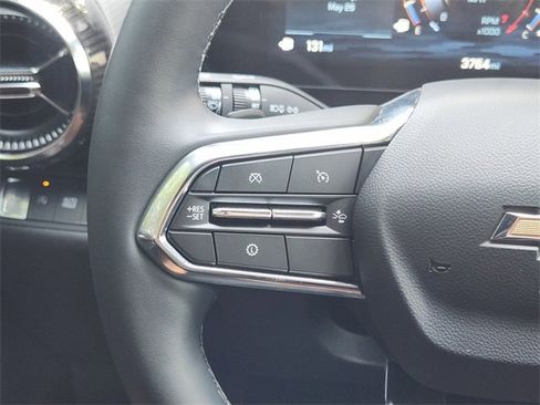 Used 2026 Chevrolet Equinox LT FWD image 27