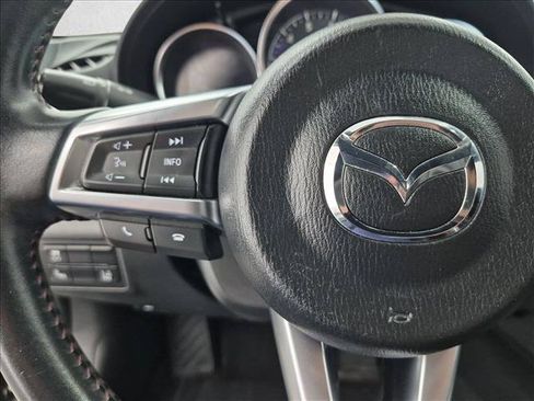 Used 2018 MAZDA MX-5 Miata Grand Touring RWD image 23