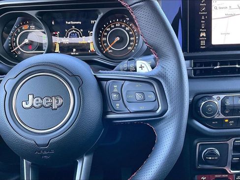 Used 2026 Jeep Wrangler Unlimited Rubicon 392 w/ Quick Order Package 27X Moab AWD/4WD image 7