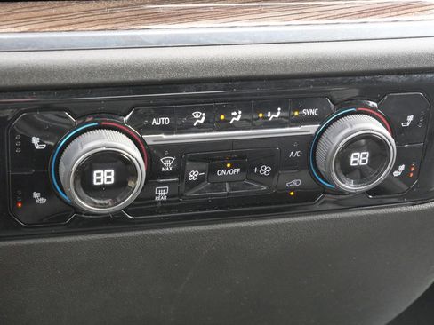 Used 2023 Chevrolet Silverado 1500 RST w/ Redline Edition image 39