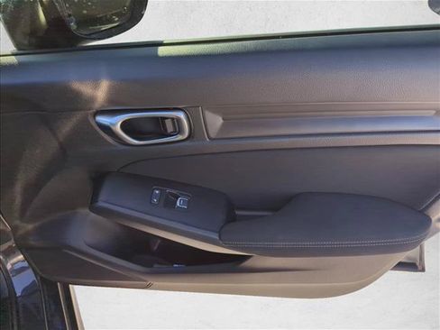 Used 2025 Honda Civic Sport image 28