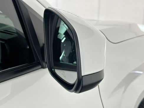 Certified 2025 Toyota Tacoma SR5 image 10