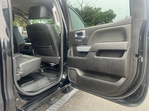 Used 2019 Chevrolet Silverado 2500 LTZ w/ Duramax Plus Package AWD/4WD image 38