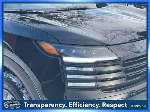 Certified 2025 Nissan Kicks S image 10