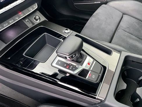 Used 2023 Audi SQ5 Prestige w/ Prestige Package image 17