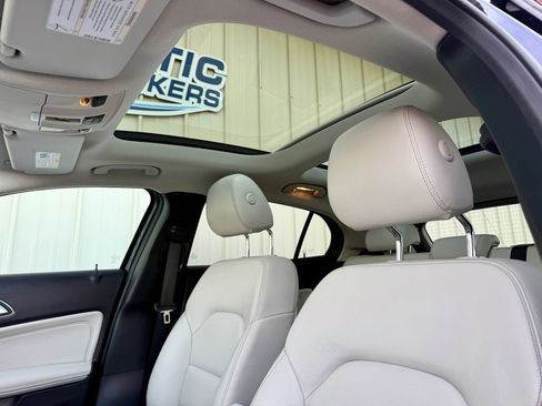 Used 2018 Mercedes-Benz GLA 250 4MATIC image 27