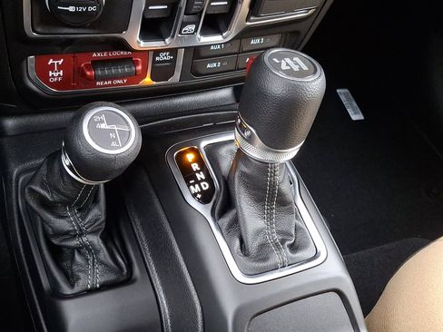 New 2026 Jeep Wrangler Unlimited Sport AWD/4WD image 11
