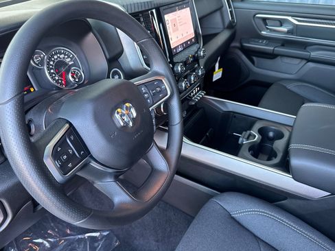 New 2026 RAM 1500 Big Horn AWD/4WD image 9