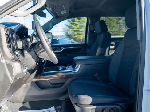 Used 2024 GMC Sierra 2500 SLE w/ SLE Convenience Package image 20