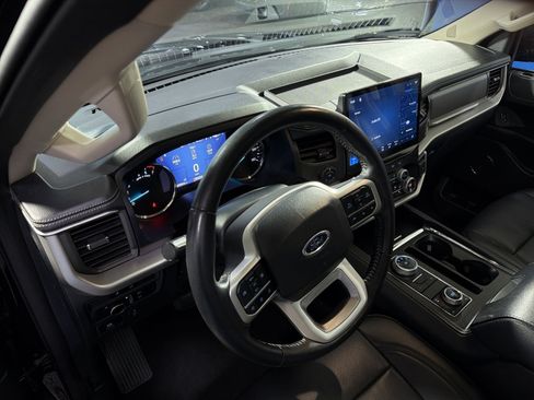 Used 2024 Ford Expedition Max XLT AWD/4WD image 19