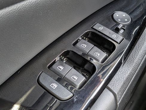 Used 2023 Kia Sportage EX FWD image 23