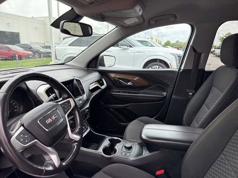 Used 2019 GMC Terrain SLE w/ Driver Convenience Package FWD image 13