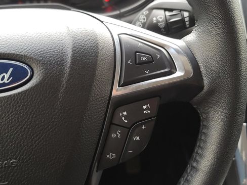 Used 2022 Ford Edge Titanium AWD/4WD image 30
