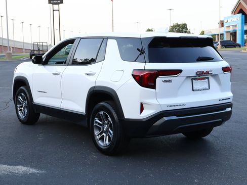 Used 2026 GMC Terrain Elevation FWD image 7