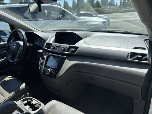 Used 2016 Honda Odyssey EX-L image 19