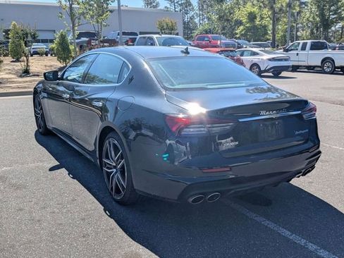 Used 2022 Maserati Quattroporte Modena RWD image 5