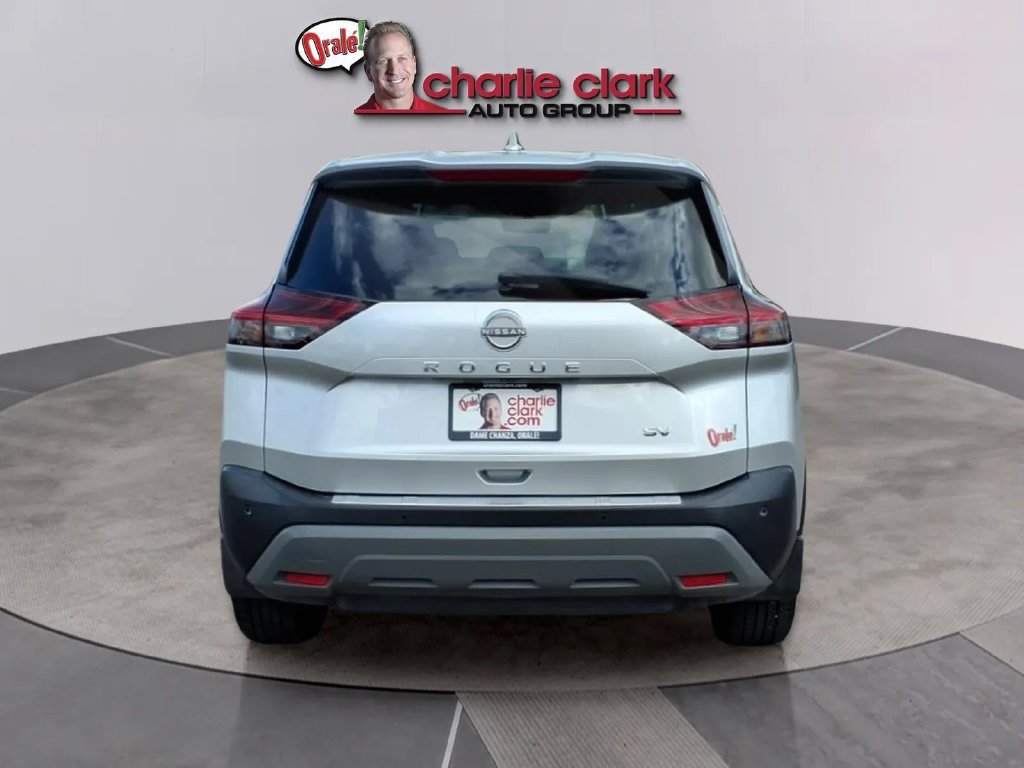 Used 2023 Nissan Rogue SV FWD image 4