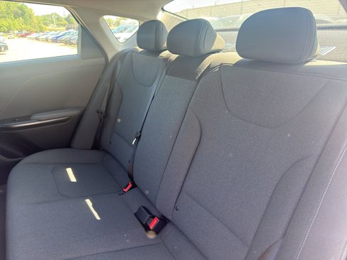 Used 2025 Kia K4 LXS FWD image 9