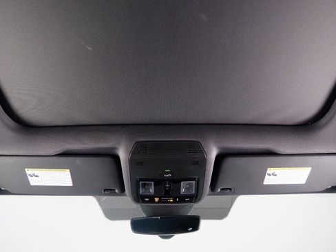 Used 2023 Volkswagen ID.4 Pro S Plus image 60