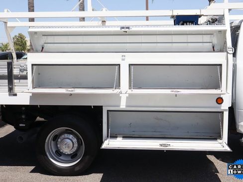 Used 2022 RAM 5500 Tradesman AWD/4WD image 12