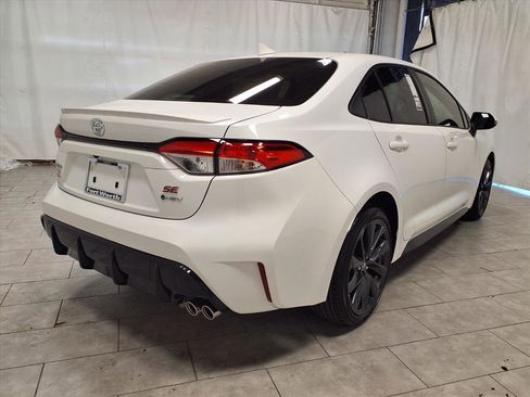 New 2026 Toyota Corolla SE image 9