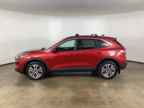 Used 2022 Ford Escape SEL w/ Technology Package AWD/4WD image 16