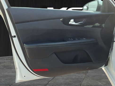 Used 2019 Kia Forte S FWD image 21